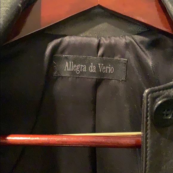 Black leather jacket - Picture 2 of 2